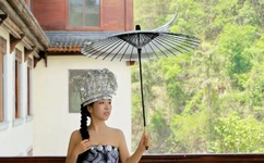 一面亲上边一面膜下边打扑克视频